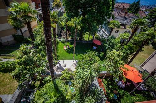 Bed & Breakfast Villa Muralto Rooms & Garden