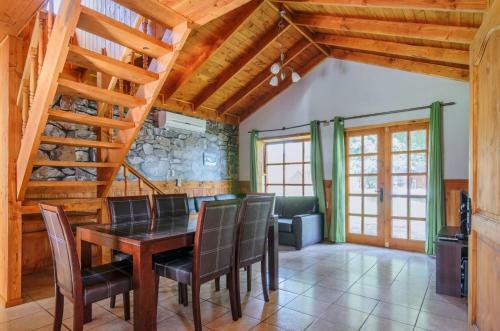 Lodge Caba�as Antulaf