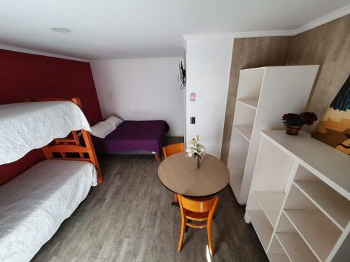 Hotel Hostal La Moderna