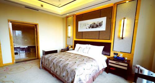 Beijing Yun-zen Jinling Lotus Hotel
