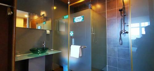 Longwu Boutique Hotel