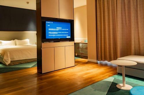Holiday Inn Express Bozhou, An Ihg Hotel