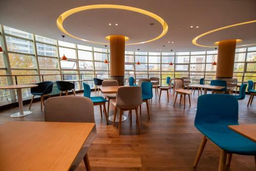 Holiday Inn Express Bozhou, An Ihg Hotel