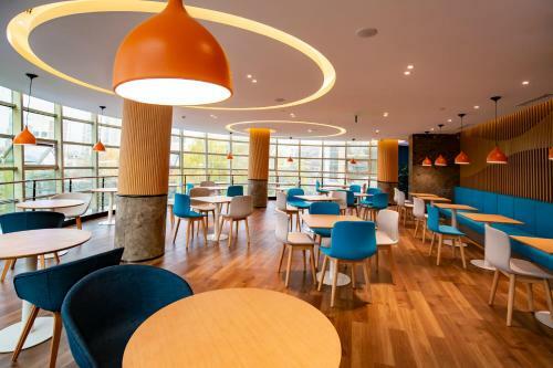 Holiday Inn Express Bozhou, An Ihg Hotel