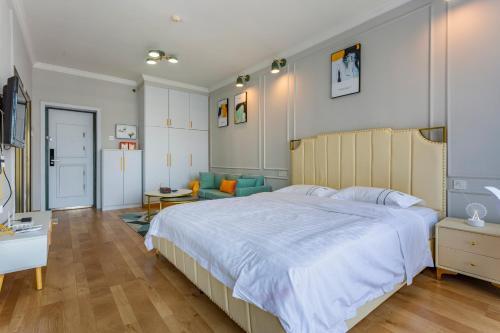 Sunshine City View Apartment