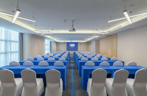 Holiday Inn Express Changsha Shifu, An Ihg Hotel