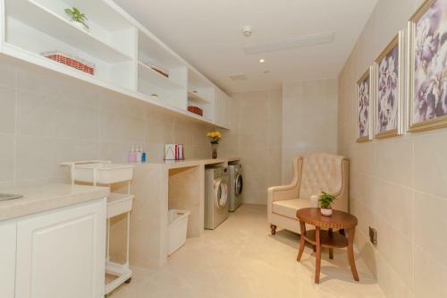 Polysheron Hotel Changsha Houjiatang Metro Station Branch