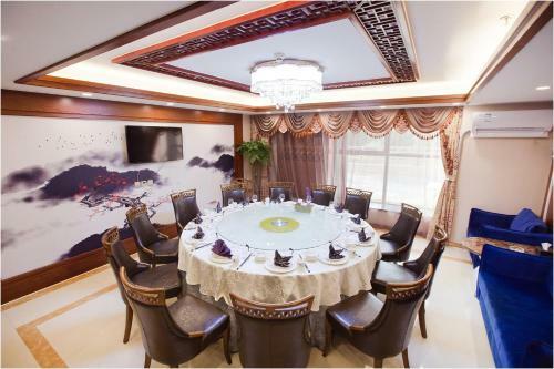 Lavande Hotel Chengde Mountain Resort Branch