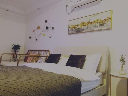 Haijie Diary Apartment