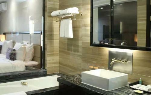 Chenzhou International Exhibition Hotel