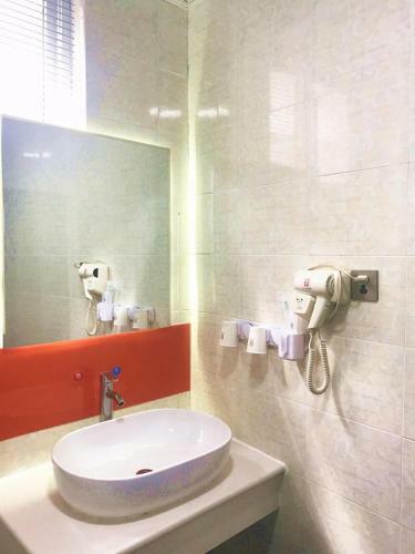Hotel 7days Premium Lijiang Old Town