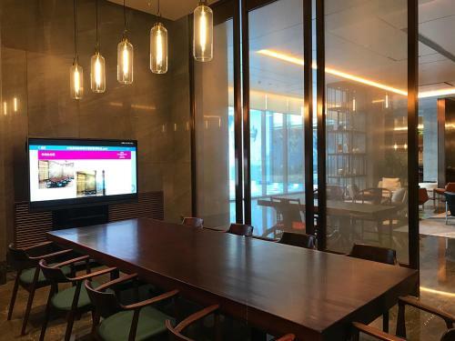 Crowne Plaza Dalian Xinghai, An Ihg Hotel