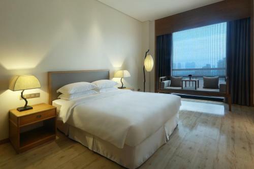 Amitabha Hotel (Fuzhou Pushang)