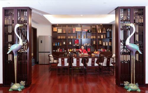 Hangzhou Huading International Hotel