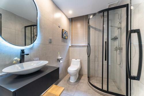 Bai Ri Ming Ding Hotel