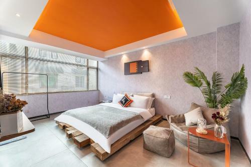 Bai Ri Ming Ding Hotel