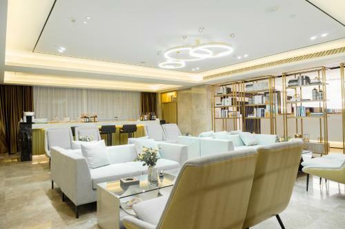 Huizhou Glady Hotel