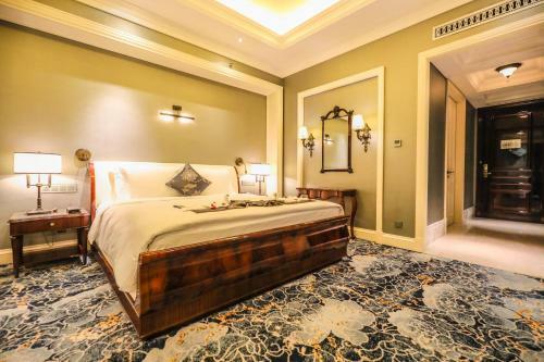 Hotel ???????