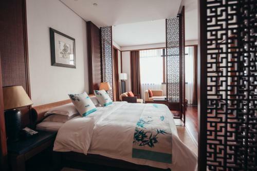 Hotel ??????????