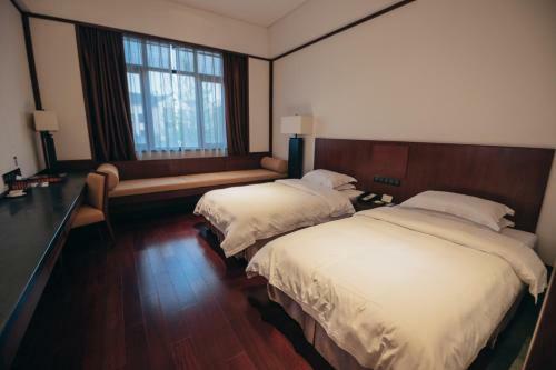 Hotel ??????????