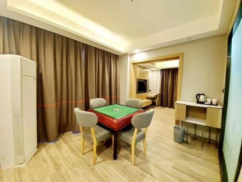 Jun Hotels Hubei Jingzhou Shashi District Bus Station