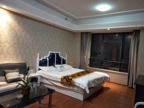Huaxin Aparthotel
