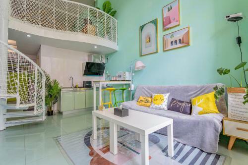 Hostal Kunming Rest Light Apartment Hotel