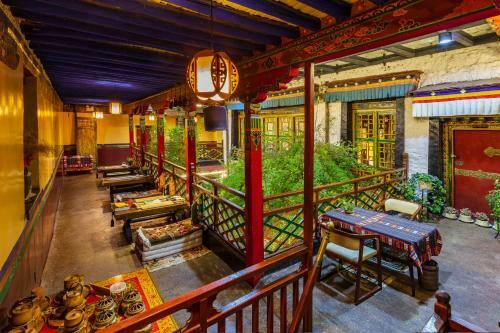 Floral Hotel Lincang Boutique Hotel
