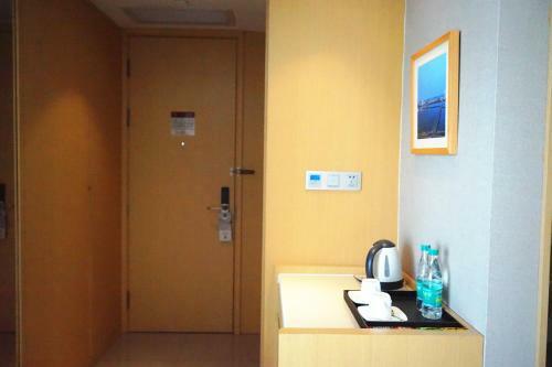 Hotel Yitel (Linyi Binhe Avenue)