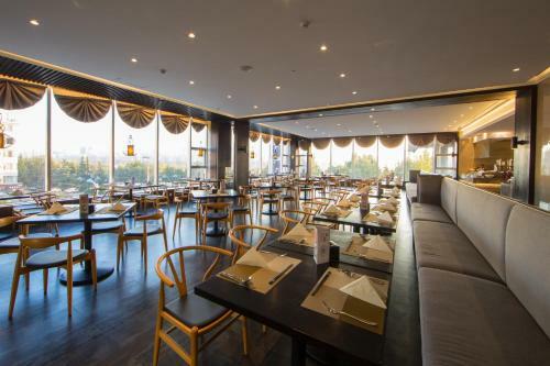 Hotel Yitel (Linyi Binhe Avenue)