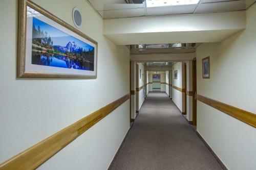Hotel Complex Crystall