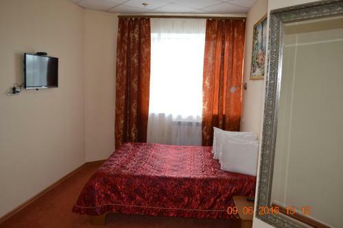 Yakhont Hotel