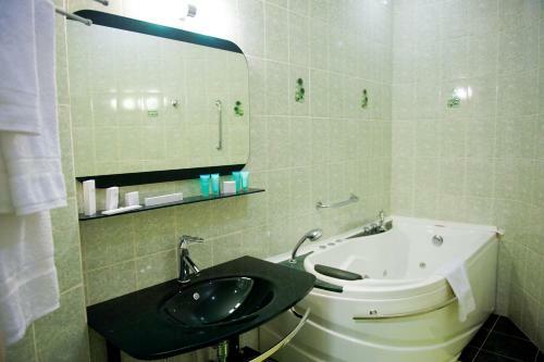 Yakhont Hotel