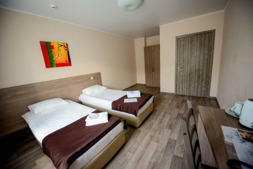 Aron Hotel