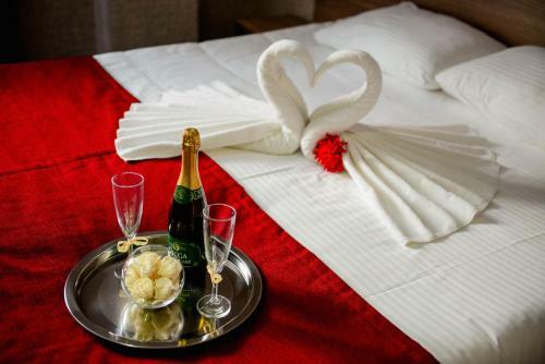 Aron Hotel