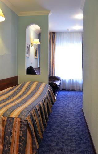 Dunai Hotel