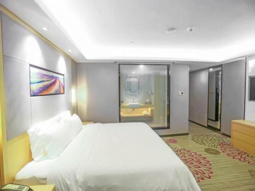 Lavande Hotel Nanchang Bayi Square Branch