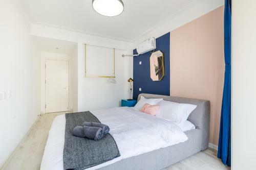 Hotel Qingdao Shinan�wusi Square�