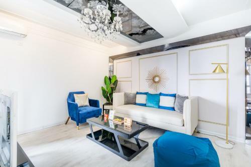 Hotel Qingdao Shinan�wusi Square�