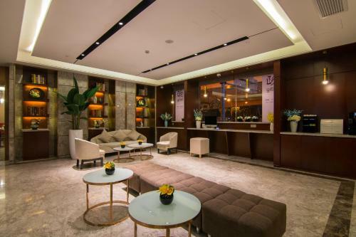 Yitel Hotel