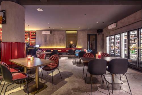 Moju Hotel