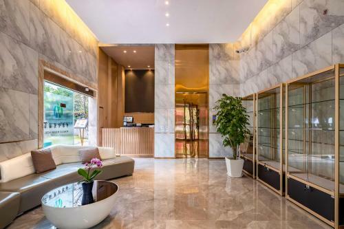 Mengguo Hotel Zhuqiao Town