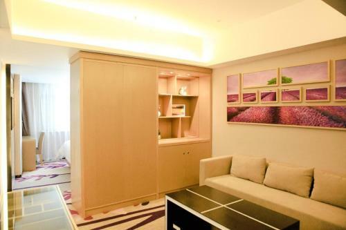 Lavande Hotels�shenzhen Shiyan Bus Terminal