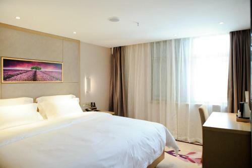Lavande Hotels�shenzhen Shiyan Bus Terminal