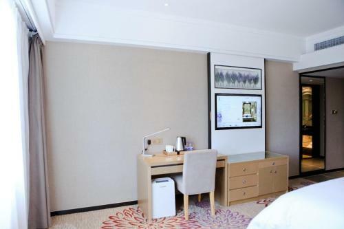 Lavande Hotels�shenzhen Shiyan Bus Terminal