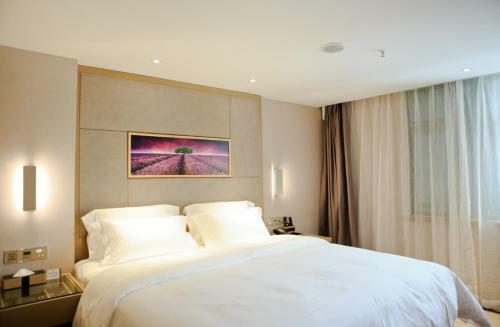 Lavande Hotels�shenzhen Shiyan Bus Terminal