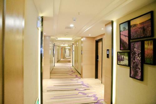 Lavande Hotels�shenzhen Shiyan Bus Terminal