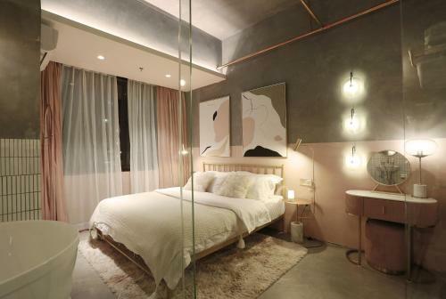 Black Gold Factory Boutique Design Hotel