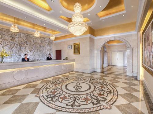 Vienna Hotel(Shenzhen Long Dong Bus Staiton)