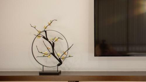 Floral Hotel Fengxue Yeguiren